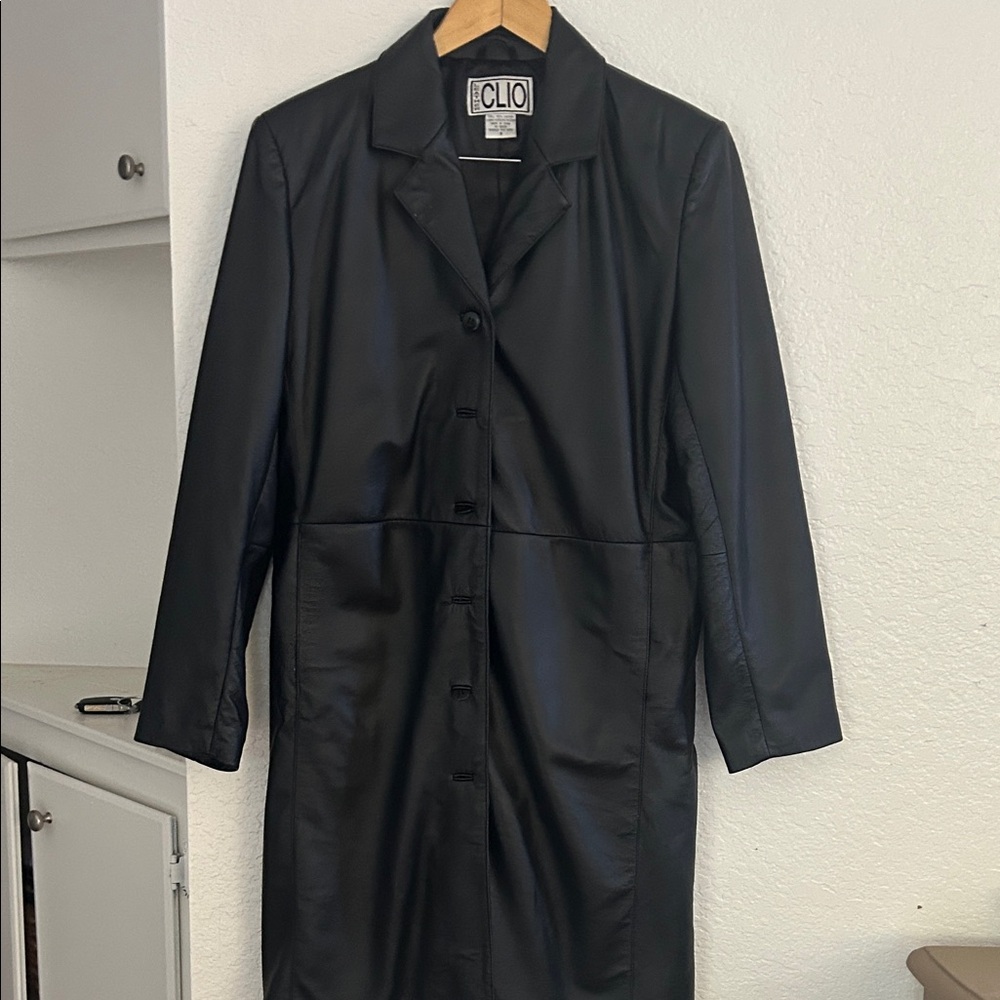 Clio Women's Sleek Black Leather Jacket